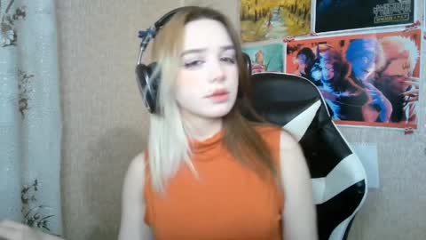 Mila online show from April 9, 5:07 pm