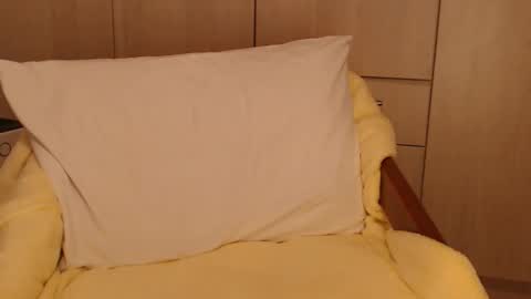 Snapshot of soph27 chatting on October 2, 6:13 pm Goddess Sophie online show from October 2, 6:13 pm