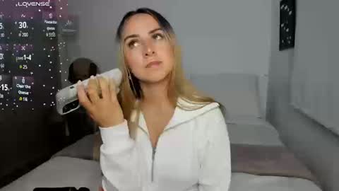 Sofi online show from September 16, 12:40 am