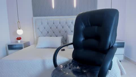 Sophi online show from January 13, 8:46 pm