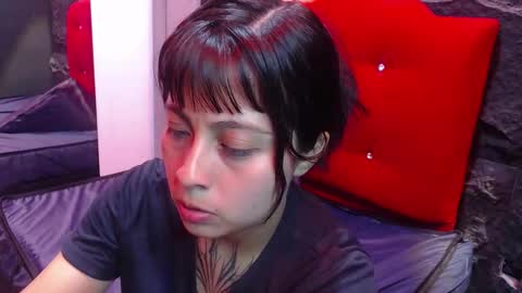 Sophi  online show from March 9, 6:33 pm