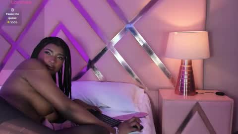 Sophie online show from October 28, 4:07 am