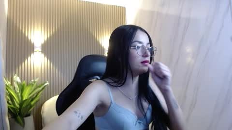 sophiadoll_tf online show from November 4, 5:18 pm