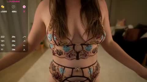 sophie_fennec online show from June 14, 12:30 am