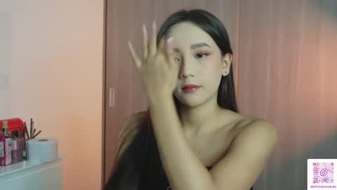 Sophie or Sof online show from February 22, 12:00 am