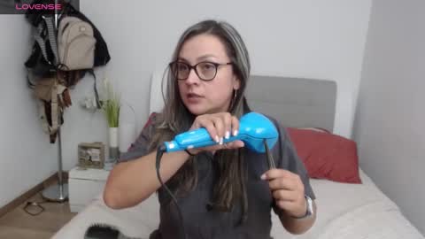 Sofa online show from December 8, 1:13 am