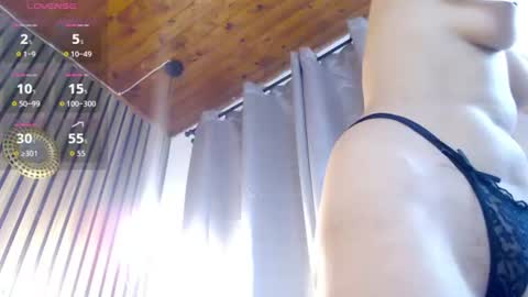 sophie_mcgreen online show from June 26, 8:43 pm