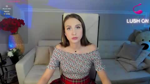 Sophie online show from November 23, 9:33 am