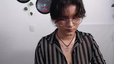 Sophie online show from October 8, 12:59 am