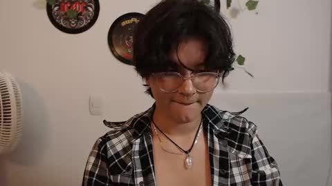 Sophie online show from September 29, 3:22 am