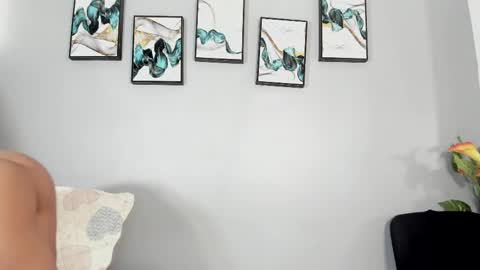 sophie_w1 online show from February 6, 12:30 pm