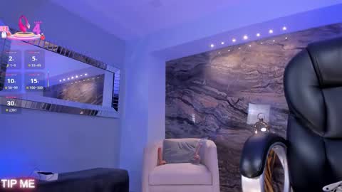 Sophie online show from September 23, 1:26 am