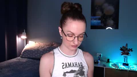 sophieleroux online show from January 9, 7:40 pm