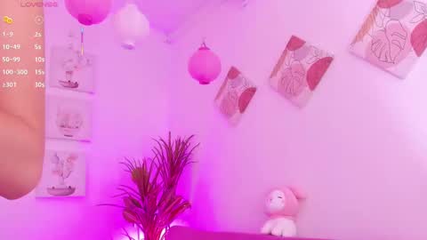 Snapshot of sophiemille chatting on October 8, 2:43 pm sophiemille online show from October 8, 2:43 pm