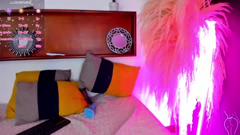 Sophia online show from December 2, 7:10 am