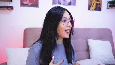 Sophiie online show from January 8, 12:58 am