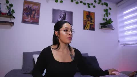 Sophiie online show from January 16, 11:50 am