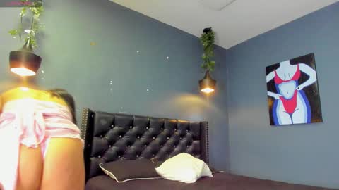Snapshot of sophiietaylor_ chatting on September 23, 11:47 pm Sophie Taylor online show from September 23, 11:47 pm