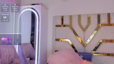 sophy  online show from December 2, 1:51 am