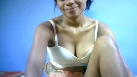 sourayaa online show from February 20, 7:32 am