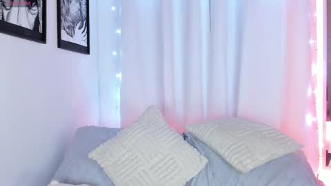 Snapshot of soy_iris chatting on February 27, 11:48 pm Irisita online show from February 27, 11:48 pm