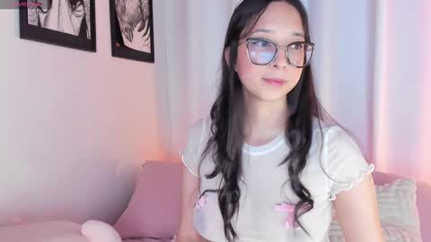 Snapshot of soy_iris chatting on January 16, 11:37 pm Irisita online show from January 16, 11:37 pm