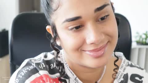 You want to talk to me more personal follow me in My Channel VIP  50 the discount       online show from September 17, 2:04 pm