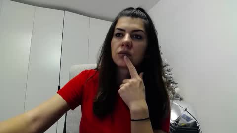 sparkly_eve online show from December 20, 9:35 am