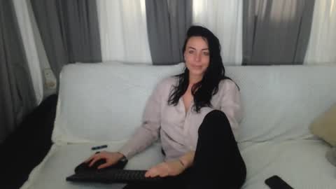 Carla online show from February 10, 6:55 pm