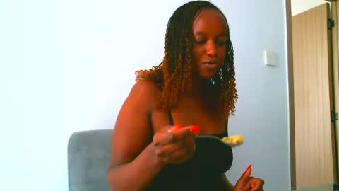 spicygal_ online show from May 19, 10:44 am