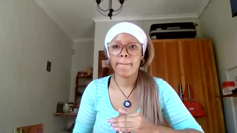 Spoiled Luna online show from March 29, 12:37 pm