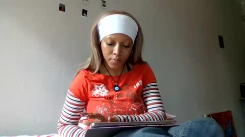 Spoiled Luna online show from March 31, 1:55 pm