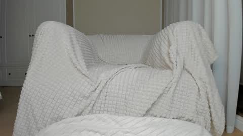 Amelia online show from November 30, 7:18 pm