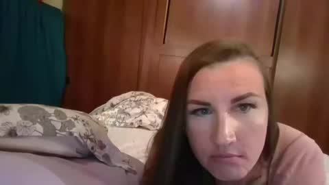 YourdirtysecretxMae online show from January 14, 5:45 am