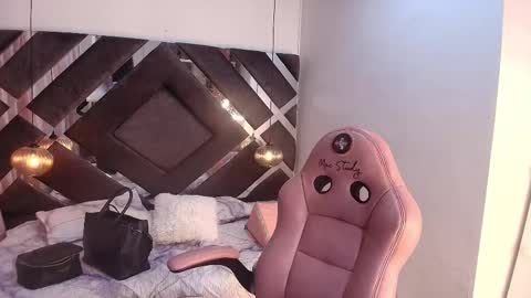 Snapshot of ss_samantha chatting on February 23, 7:12 pm samantha online show from February 23, 7:12 pm