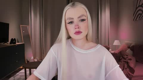 Alexandra online show from March 1, 10:53 pm