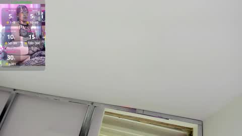 staacy online show from September 9, 7:13 pm