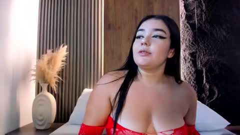 S T A C Y online show from January 16, 12:45 pm