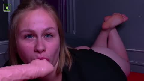 STACY online show from July 28, 7:39 pm