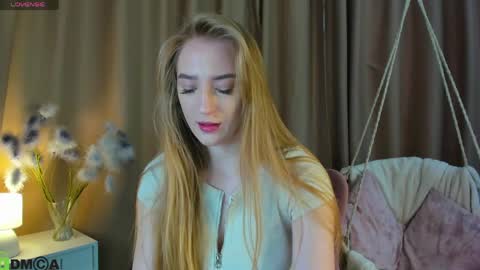 Stacy Mon Tue Wed Thu Fri Sun GMT GMT 3 1000am - 0400pm  online show from April 22, 9:39 am