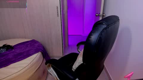 Stacy Conner online show from March 17, 10:25 pm