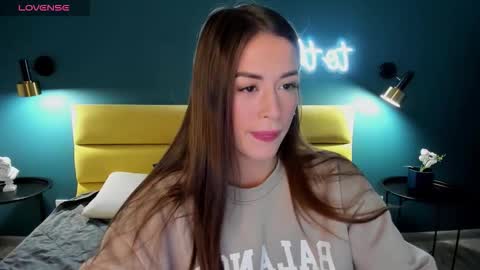 Stacy online show from September 19, 1:26 am