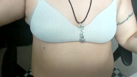 starella___saxxxton online show from January 8, 4:33 pm