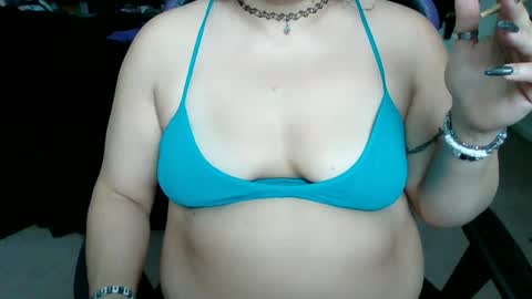 Snapshot of starella___saxxxton chatting on January 24, 8:53 pm starella___saxxxton online show from January 24, 8:53 pm