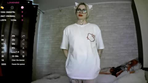 Katie online show from October 8, 10:52 am