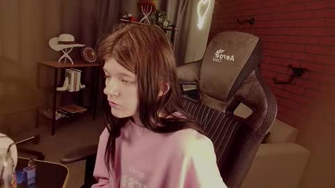 Stasia online show from December 5, 4:52 pm