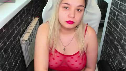 stasyasunshine online show from December 3, 3:09 am