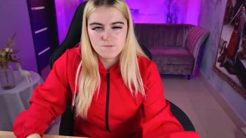 Snapshot of stef_nicks chatting on September 27, 7:04 am stef_nicks online show from September 27, 7:04 am