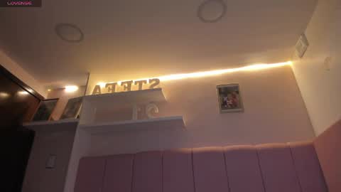 Stefa Gomez  online show from April 19, 6:10 pm