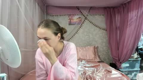 stefan_leila_bambi online show from May 23, 7:34 pm
